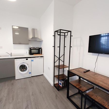 Centra Station Apartment Londra Exterior foto